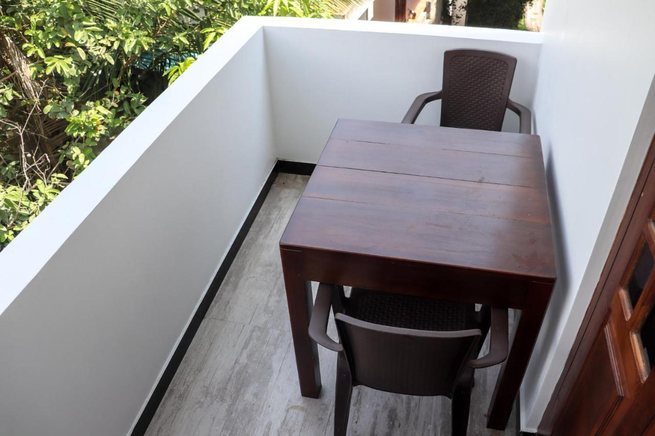 Sakura Calm Rest Acomodação com café da manhã Mirissa Exterior foto